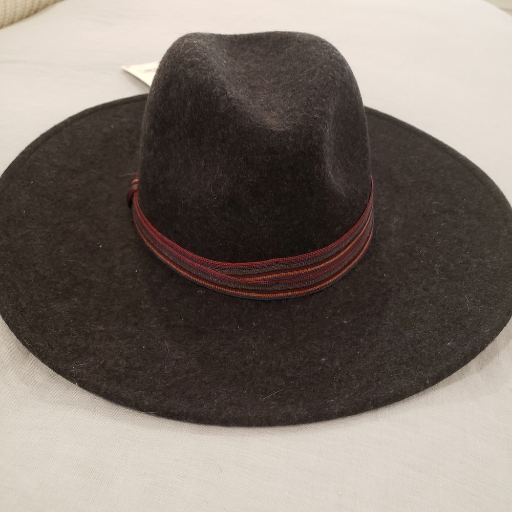 Super cute Zara hat NWT